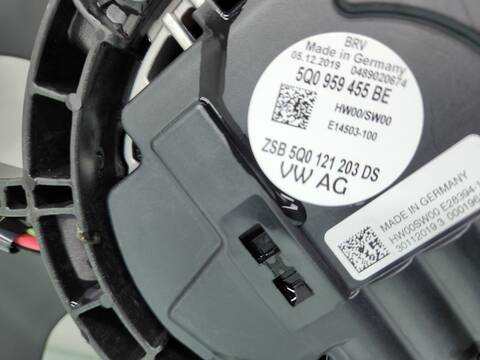 Foto 3ª: Electroventilador Volkswagen Passat BUSINESS 150CV 110KW [DSRA] (2020)