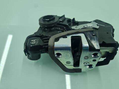 Foto 3ª: Cerradura Puerta Delantera Izquierda Toyota Land Cruiser VX 177CV 130KW [1GD] (2016)