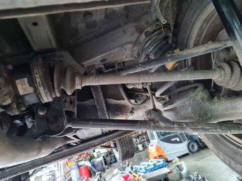 Transmision Trasera Derecha Toyota Rav4 2.0 D-4D EXECUTIVE 4X4 2003 ) 116CV 85KW