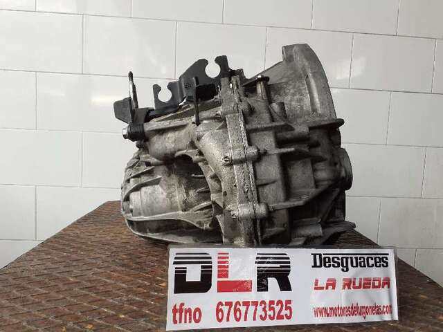 Foto 2ª: Caja Cambios Renault Trafic 2.0 DCI D FAP 114CV (2010)