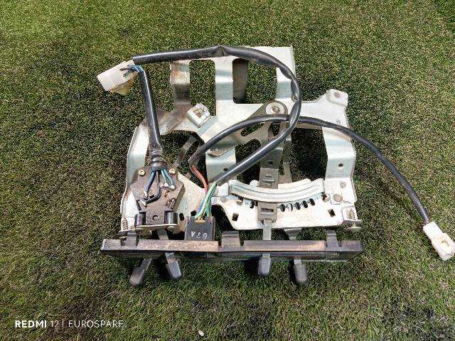 Foto 3ª: Mando Calefacción A. A. Santana Anibal 2.8 TD MILITAR [8140.43P] (2004)