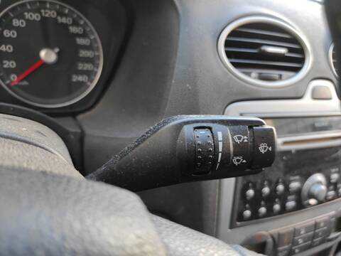 Mando Multifuncion Ford Focus HXDA BERLINA