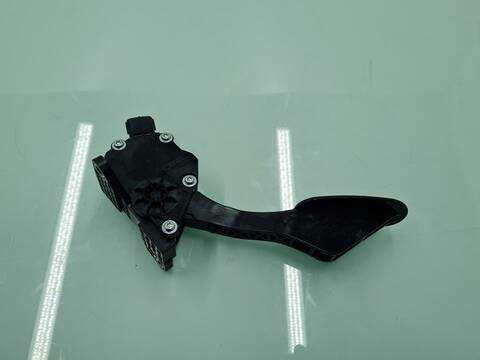 Pedal Acelerador Toyota Land Cruiser LIFE 173CV 127KW