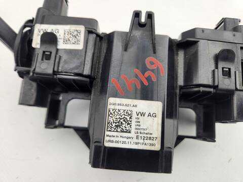 Foto 2ª: Mando Multifuncion Volkswagen Polo ADVANCE 95CV 70KW [DGT] (2020)