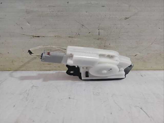 Foto 3ª: Cerradura Maletero Portón Toyota Rav4 2.0 MXAA52) 175CV [M20A-FKS] (2018)