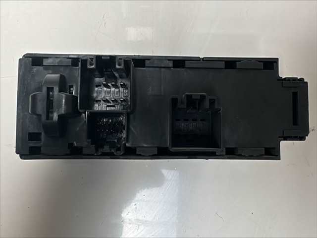 Foto 2ª: Botonera Elevalunas Ford Tourneo 1.6 TDCI [TZGA] (2014)