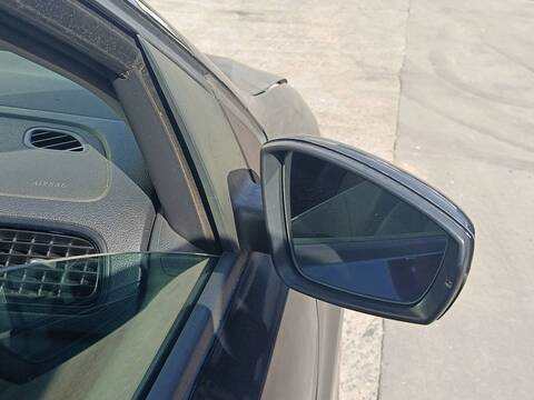 Retrovisor Derecho Volkswagen Polo CAYA