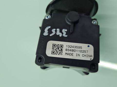 Foto 2ª: Mando Multifuncion Opel Insignia COSMO BERLINA 131CV 96KW (2009)