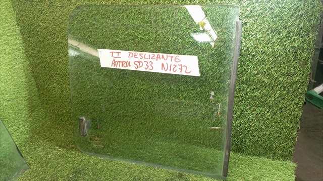 Luna Delantera Izquierda Nissan Patrol 3.3 D SD33 5P