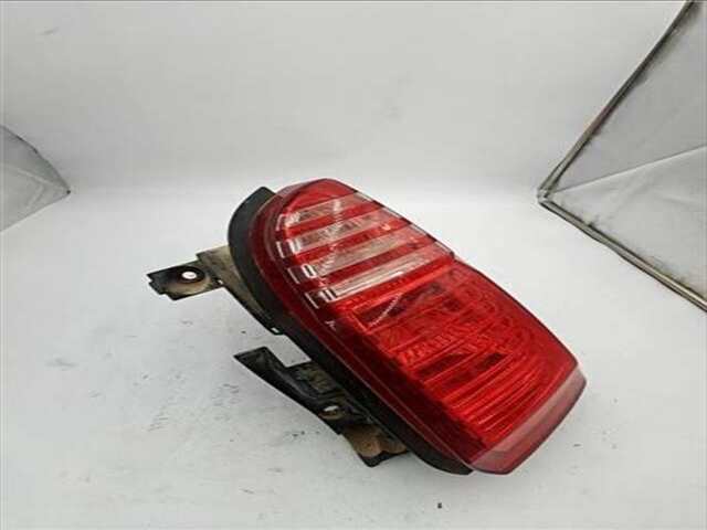 Foto 2ª: Piloto Trasero Derecho Peugeot 5008 2.0 SPORT PACK [2.0 LTR. - 110 KW 16V HDI FAP CAT (RHE - DW10CTED4)] [RHE / DW10CTED4]