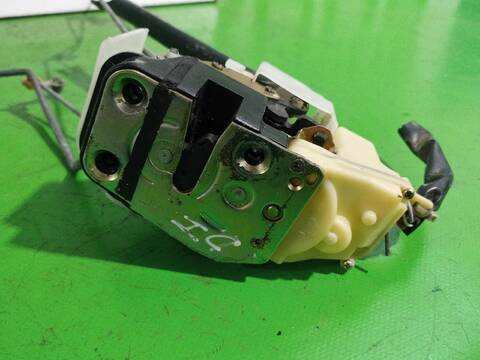 Foto 3ª: Cerradura Puerta Delantera Izquierda Mazda 6 2.0 16V CAT 136CV [FS2C] (1997)