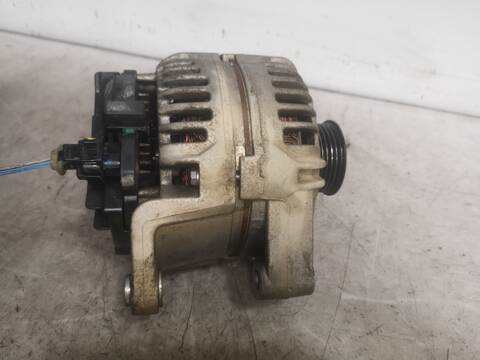 Foto 3ª: Alternador Opel Corsa A12XER (2011)