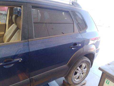 Foto 2ª: Puerta Trasera Izquierda Hyundai Tucson 2.0 A LAS 4 RUEDAS 141CV 104KW [D4EA] (2006)