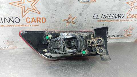 Foto 3ª: Piloto Trasero Derecho Renault Clio LIMITED 73CV 54KW [D4F D7] (2016)