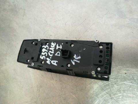 Foto 2ª: Botonera Elevalunas Mercedes Clase A 140 A 180 CDI BLUEEFFICIENCY 176.012) 109CV 80KW [K9K] (2016)