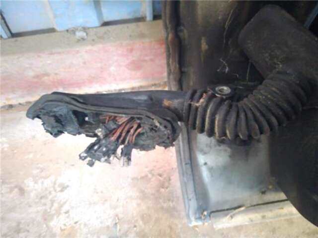 Foto 3ª: Puerta Delantera Derecha Bmw Serie 3 315 2.0 320TD [2.0 LTR. - 110 KW 16V DIESEL CAT] [M47 D20 (20 4 D4)]