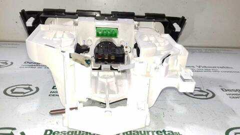 Foto 2ª: Mando Calefacción A. A. Mitsubishi Space Star 1.2 80CV 59KW [3A92] (2017)