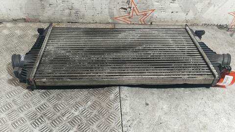 Foto 3ª: Intercooler Opel Insignia COSMO BERLINA 160CV 118KW [A20DTH] (2010)