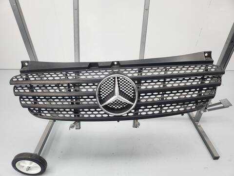 Rejilla Delantera Mercedes Vito 111 CDI COMPACTO 639.601) 109CV 80KW