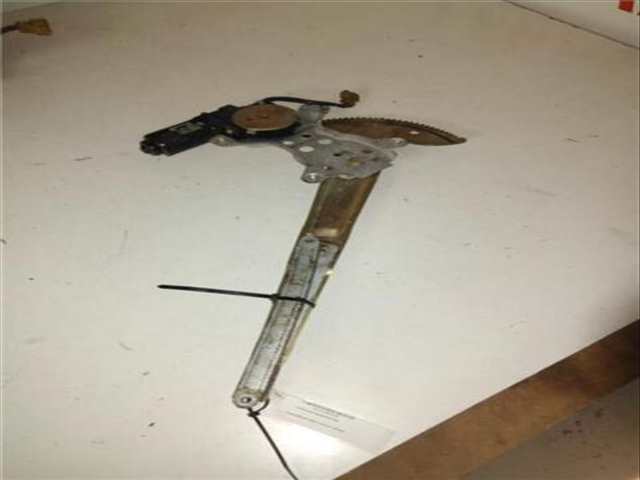 Elevalunas Eléctrico Delantero Izquierdo Toyota Previa G