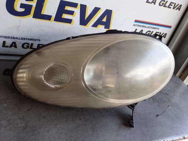 Faro Derecho Nissan Micra 1.5 DCI 86CV 0CV