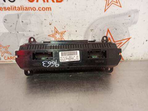 Foto 2ª: Mando Climatizador Ford Focus TITANIUM 125CV 92KW [M1DD] (2015)