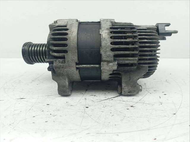 Foto 2ª: Alternador Mercedes Vito 109/111 CDI EXTRALANG 447.705) 114CV 84KW [R9M] (2016)