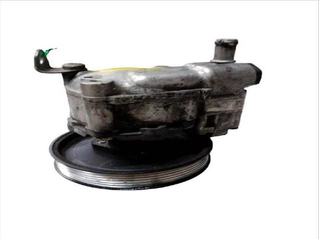 Foto 3ª: Bomba de Direccion Bmw Serie 5 520 2.0 D 163CV 120KW E60) (2001)