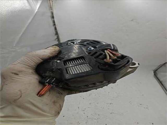 Foto 3ª: Alternador Jaguar S Type 2.7 V6 DIESEL CLASSIC [2.7 LTR. - 152 KW V6 DIESEL CAT] (2002 _) [D/7G]