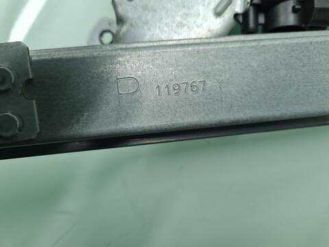 Foto 3ª: Elevalunas Manual Trasero Derecho Nissan Qashqai ACENTA 131CV 96KW [R9M] (2014)