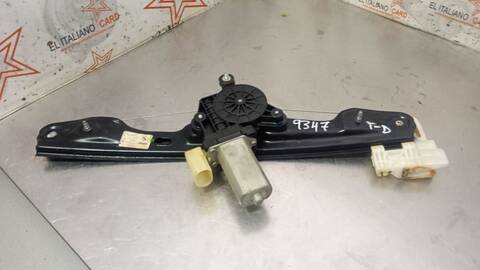 Foto 3ª: Elevalunas Manual Trasero Derecho Bmw Serie 1 114 118D 143CV 105KW [N47D20C] (2012)