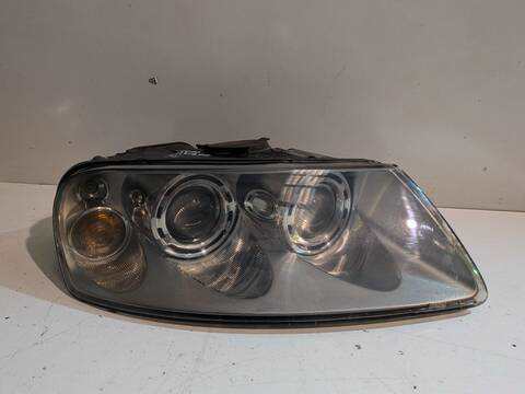 Faro Derecho Volkswagen Touareg BAC