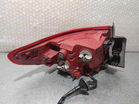 Foto 3ª: Piloto Trasero Derecho Kia Stonic CONCEPT 84CV 62KW [G4LF] (2023)