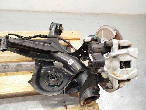 Foto 3ª: Puente Trasero Ford Kuga 2.5 DURATEC PLUG-IN-HYBRID 152CV 112KW [BGDA] (2024)