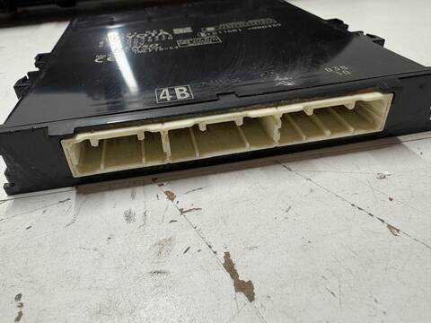 Foto 2ª: Centralita Motor ECU Toyota Prius VERSION INDEFINIDA (2013)