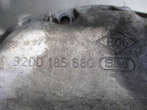 Foto 4ª: Carter Renault Megane CONFORT AUTHENTIQUE BERLINA 120CV 88KW II BERLINA 5P [F9Q B8] (2003)