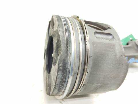 Foto 3ª: Despiece Motor Mercedes Vito 2.1 DIESEL 122CV 90KW CAJA CERRADA [611980] (2003)