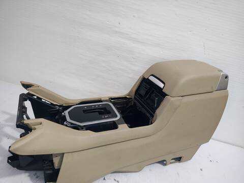 Foto 2ª: Consola Central Land Rover Discovery TDV6 HSE 245CV 180KW [306DT] (2010)