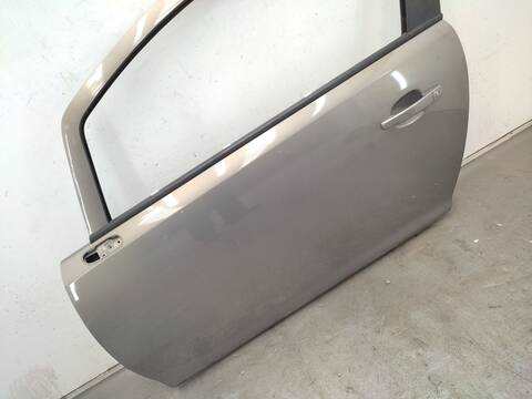 Foto 3ª: Puerta Delantera Izquierda Opel Corsa 1.4 L08 L68) 100CV 74KW [A14XER] (2010)