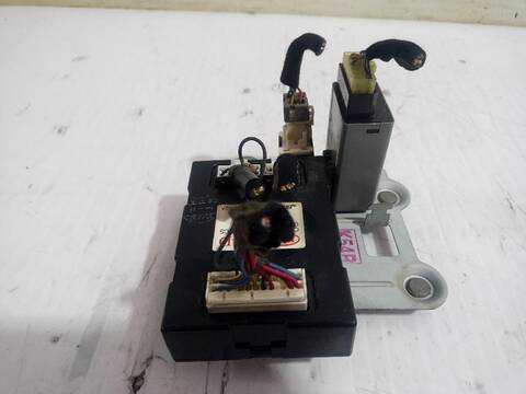 Foto 2ª: Centralita Motor ECU Kia Carnival 2.9 CRDI LX AUT. 144CV [J3] (2001)