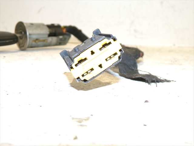 Foto 4ª: Antirrobo Renault Clio 1.4 G 1998-2001 [K4JA7] (2001)