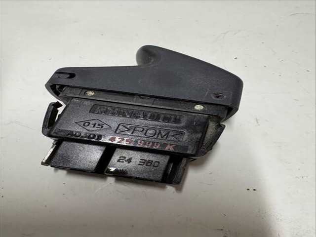 Foto 2ª: Botonera Elevalunas Nissan Kubistar K9K704 (2004)