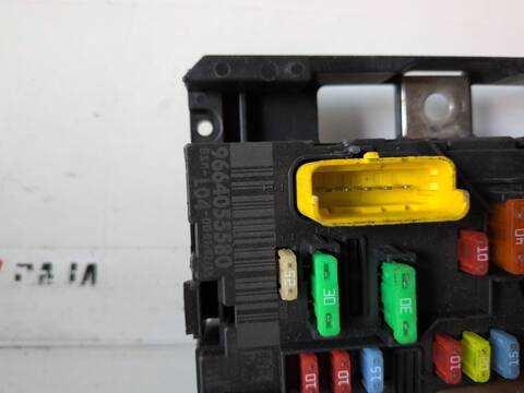 Foto 3ª: Caja Reles Fusibles Peugeot 207 9HX (2006)