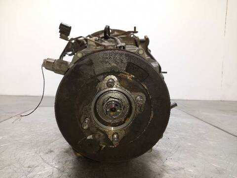 Foto 3ª: Caja Cambios Isuzu N FG 3 5T CABINA DOBLE 150CV 110KW [4JJ1] (2008)