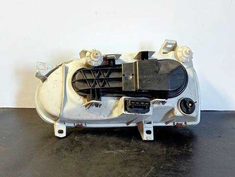 Foto 2ª: Faro Derecho Volkswagen Golf 2.0 116CV (1991)