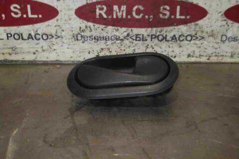 Maneta Interior Delantera Derecha Dacia Duster 1.5 DCI DIESEL CAT 86CV 63KW