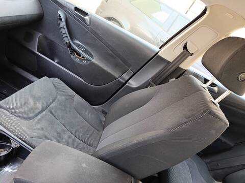 Asiento Delantero Derecho Volkswagen Passat CBAB