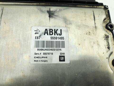 Foto 3ª: Centralita Motor ECU Opel Astra EXCELLENCE 131CV 96KW [A17DTS] (2012)
