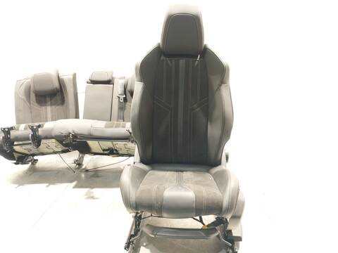 Foto 2ª: Asientos Traseros Peugeot 3008 1.6 PURETECH 180 M45GFR M45GFU) 181CV 133KW [5GF (EP6FADTXD)] (2021)