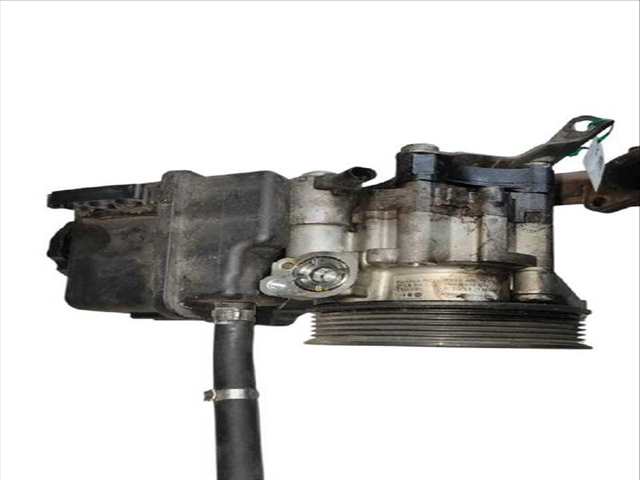 Foto 2ª: Bomba de Direccion Mercedes Clase C 160 C 220 CDI 204.302) COUPE (2011)